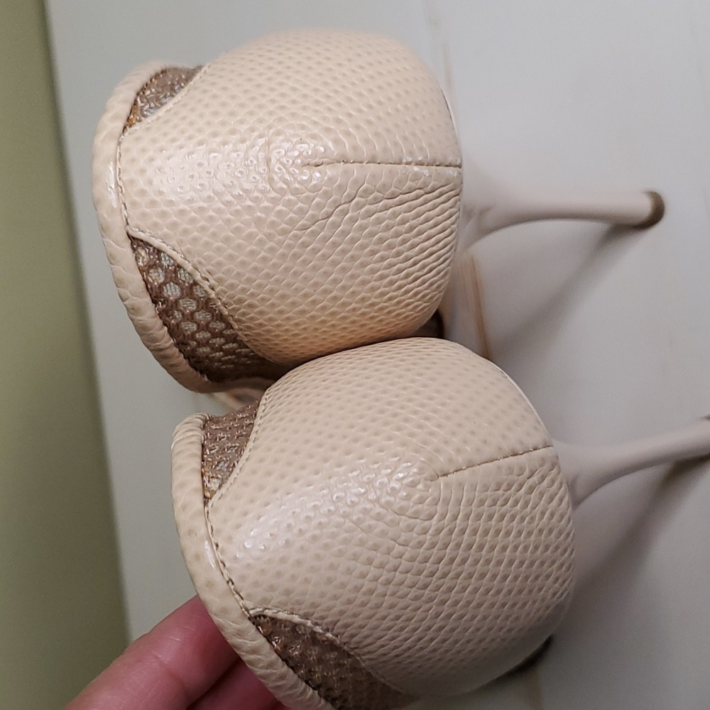 Giuseppi Zanotti | Beige Mesh and Leather Pumps Sz 37 - Picture 8 of 9